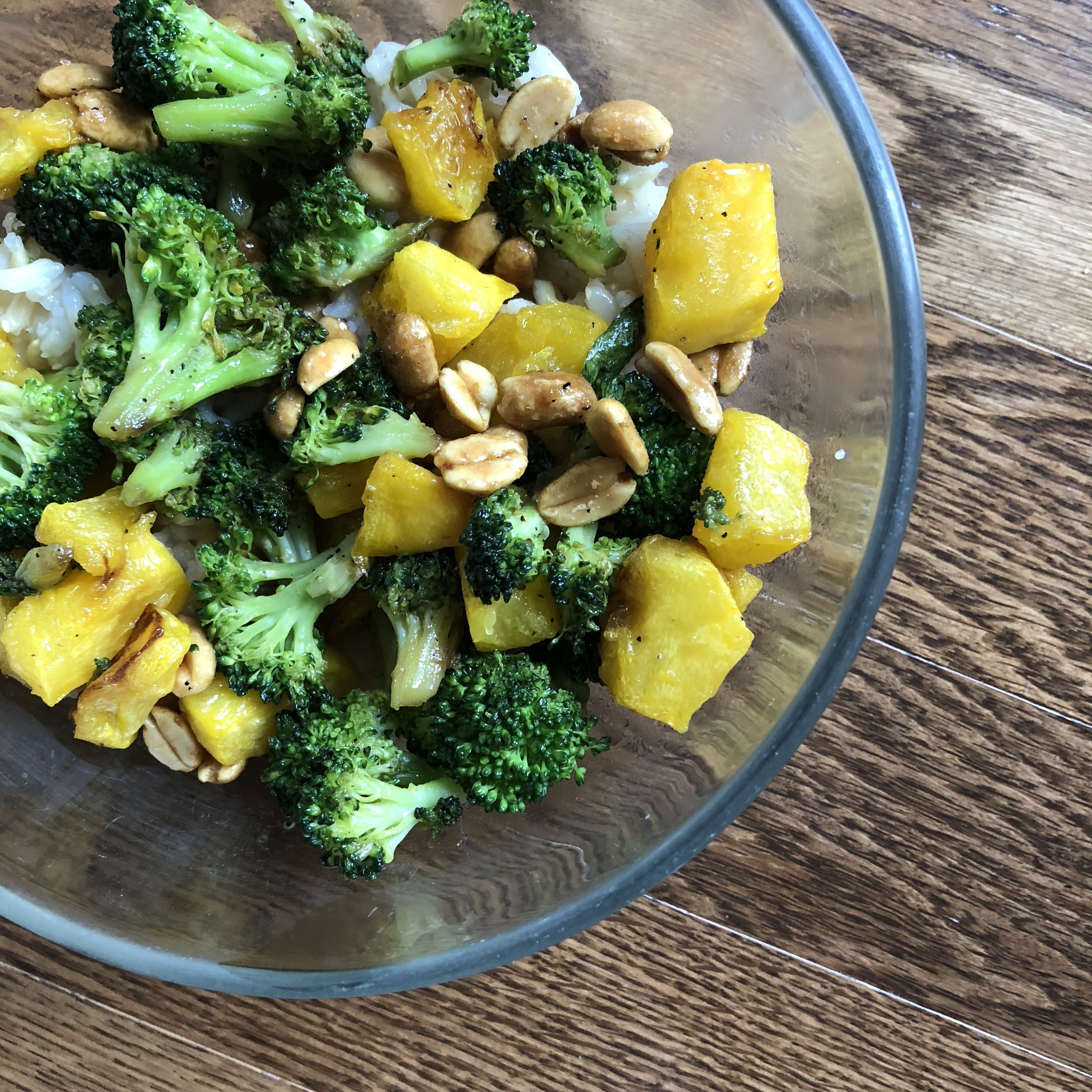 Sauteed Broccoli with Peanuts and Roasted Acorn Squash